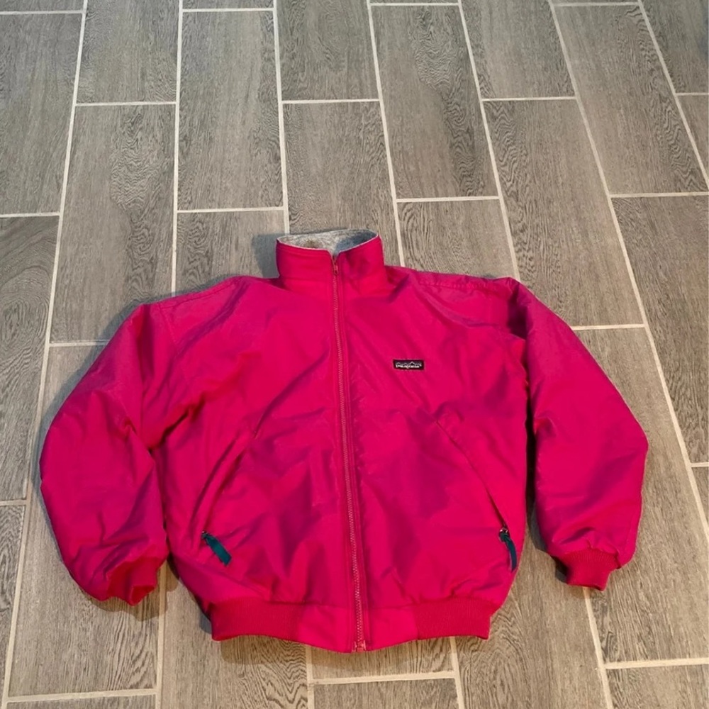 VINTAGE PATAGONIA HOT PINK FLEECE LINED JACKET